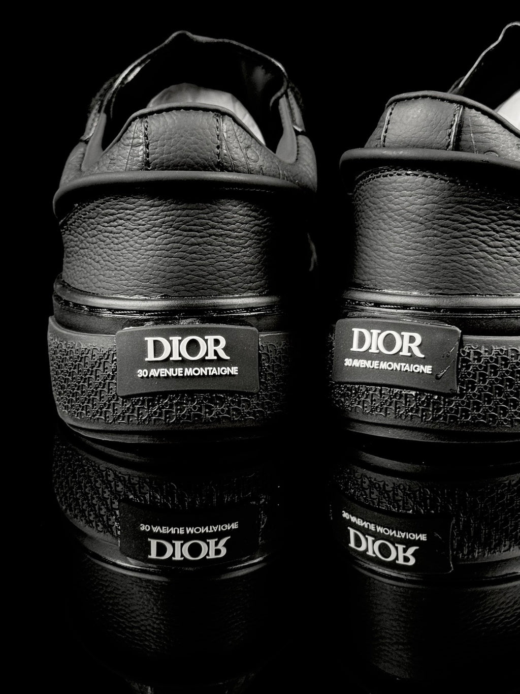 DIOR B33 LEATHER LOW TOP SNEAKER (Black)
