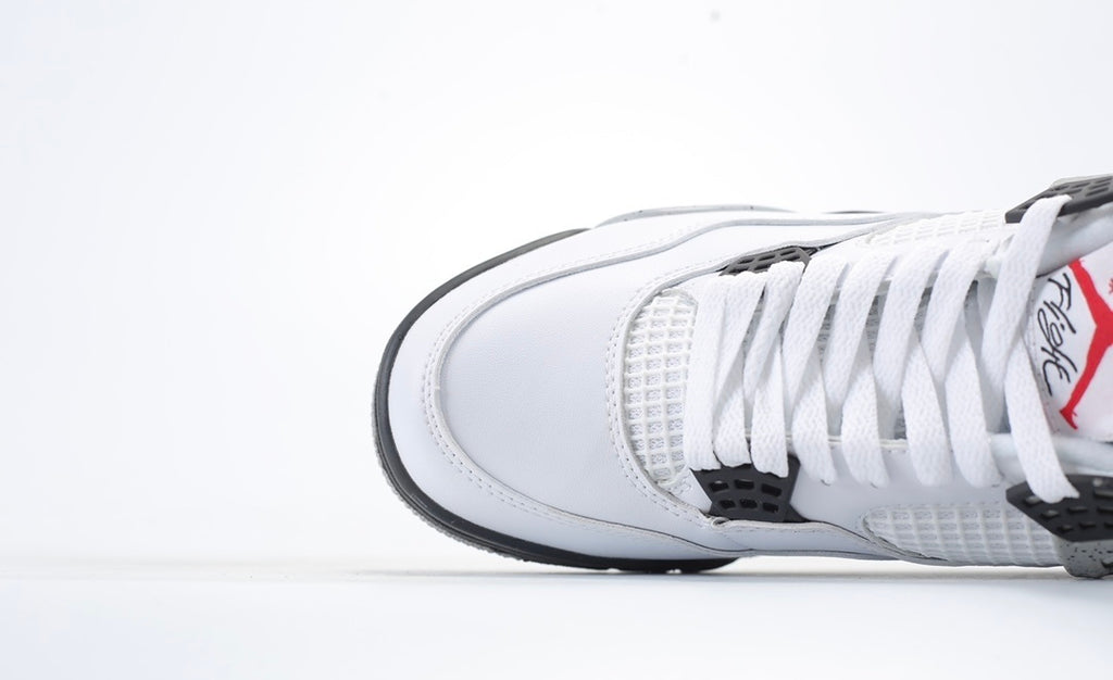 Air Jordan 4 Retro 'White Cement'