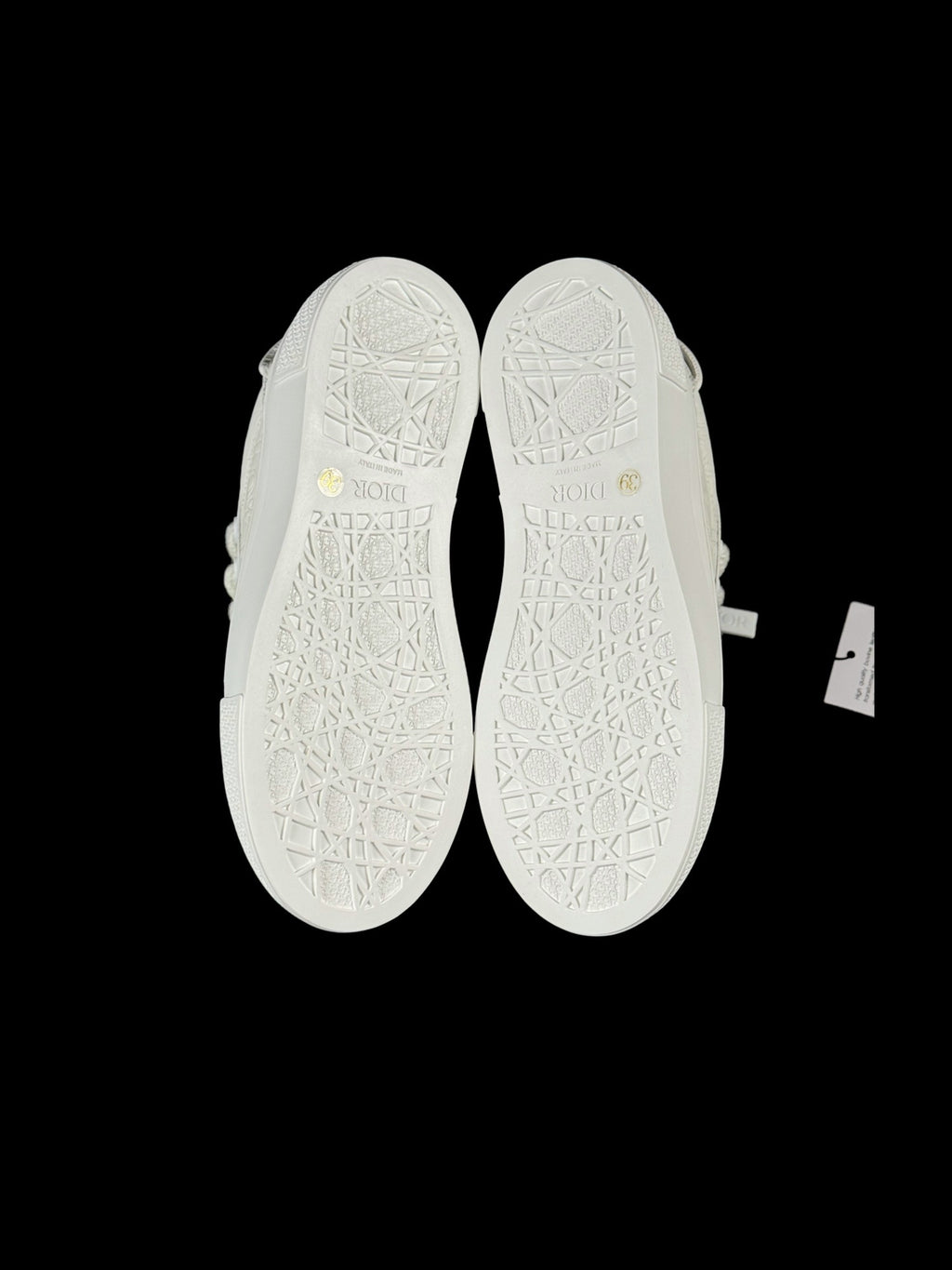 B33 Spin Sneaker | White Grained Calfskin & Dior Gravity Leather | Italian Made